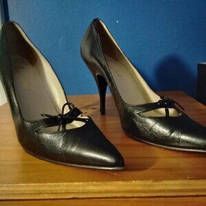 Valkyrie Strides Vintage black leather pumps sz 11